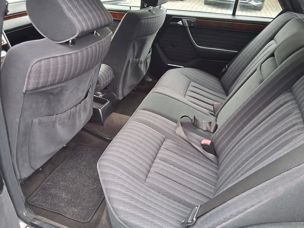 Mercedes-Benz E 200 E (124) 200 E, foto 7