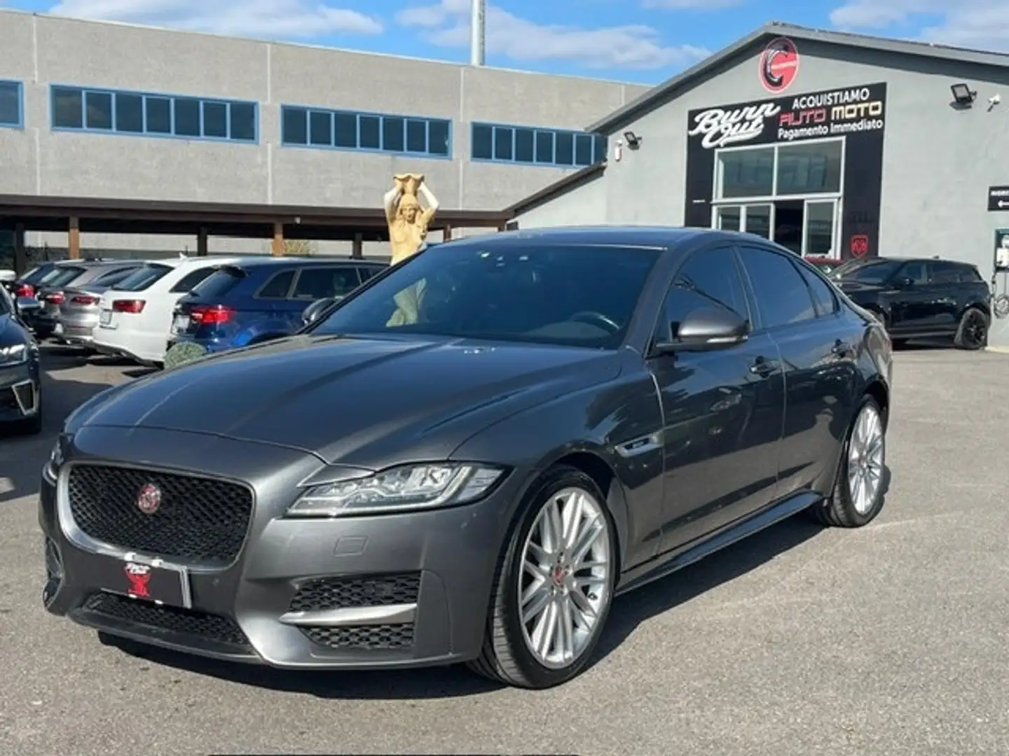 Jaguar XF 3.0 D V6 300 CV aut. R-Sport Szürke - 1