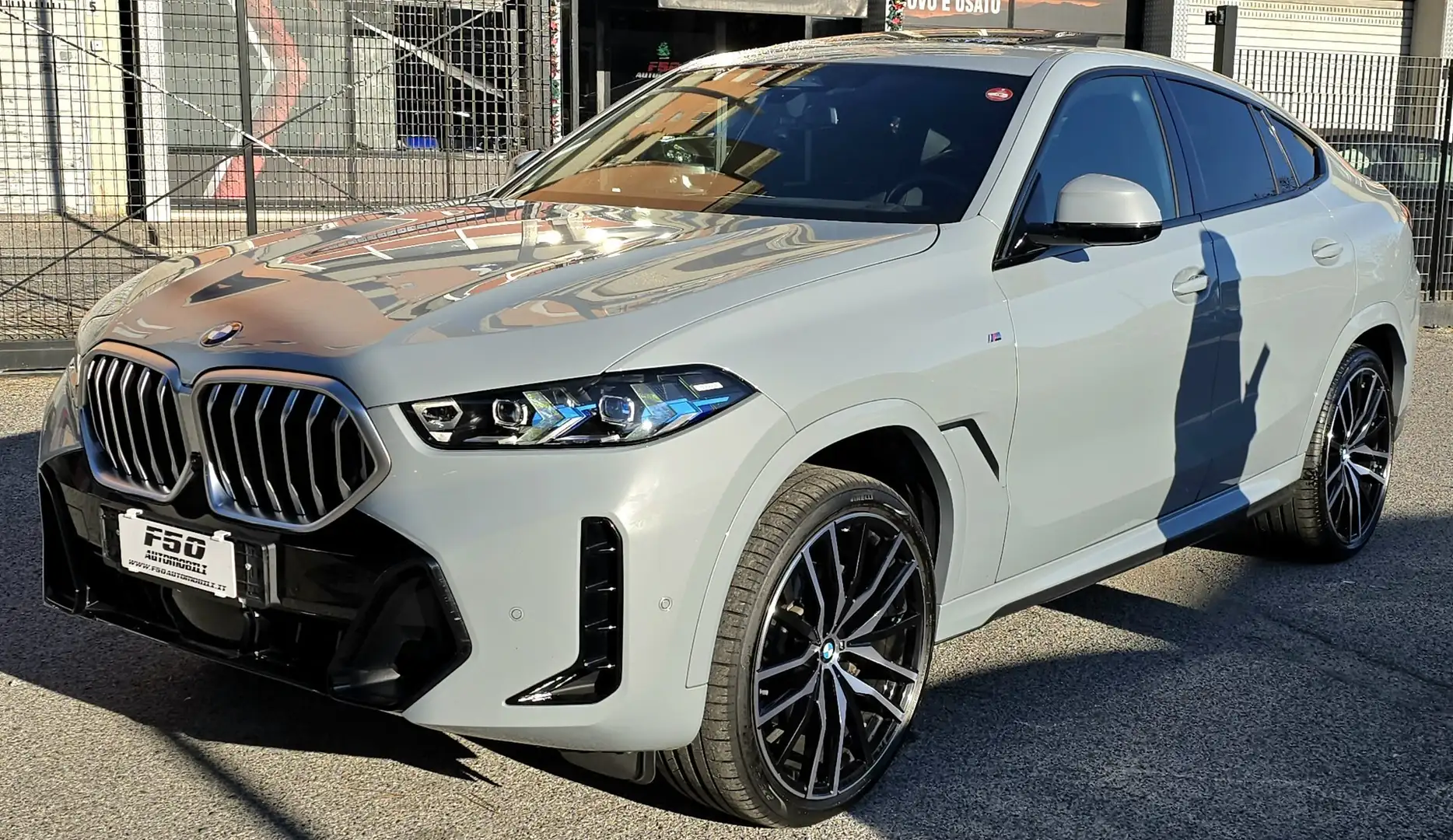 BMW X6 xdrive30d Msport auto in sede foto Grigio - 1
