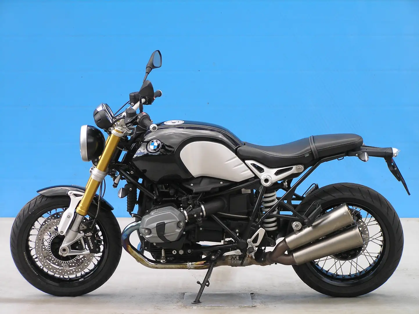 BMW R nineT Zwart - 1