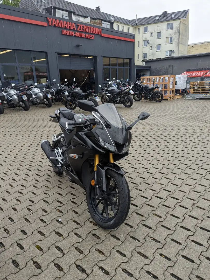 Yamaha YZF-R125 RE40 Schwarz - 1
