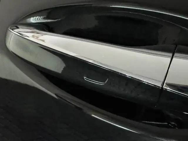 Mercedes-Benz Cla view 17