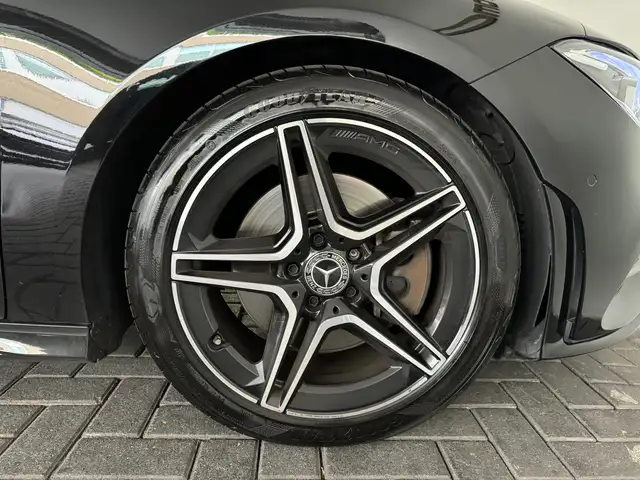Mercedes-Benz Cla view 24