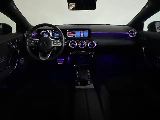 Mercedes-Benz Cla view 4