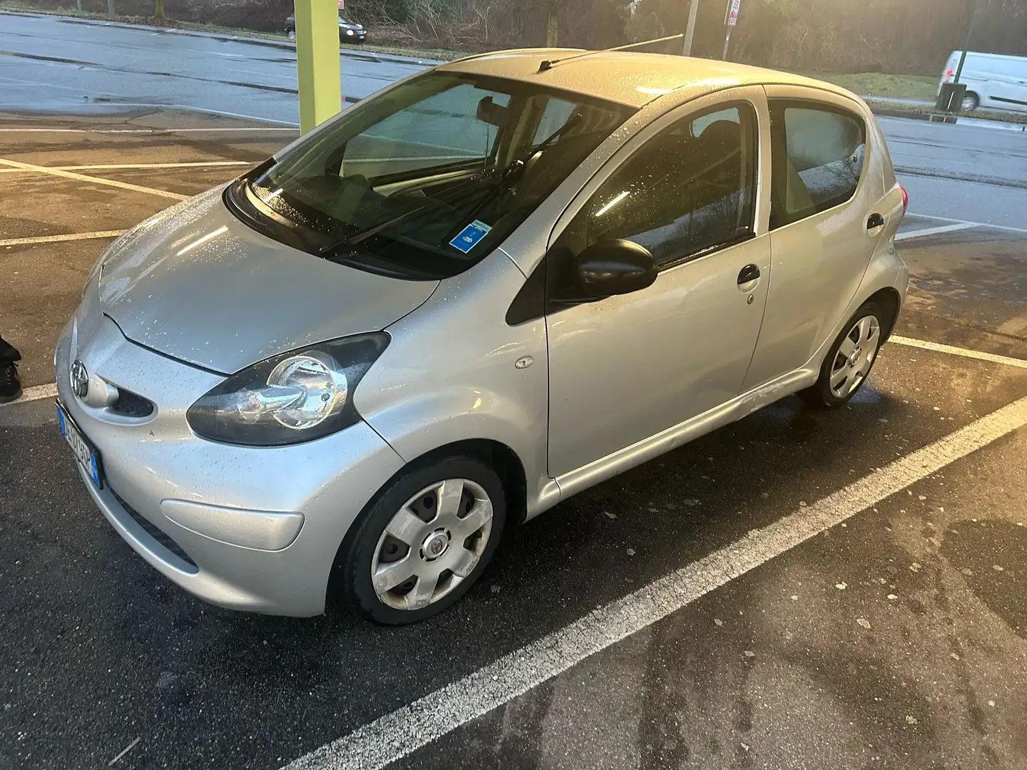 Toyota Aygo Aygo I 2005 5p 1.0 Argento - 2
