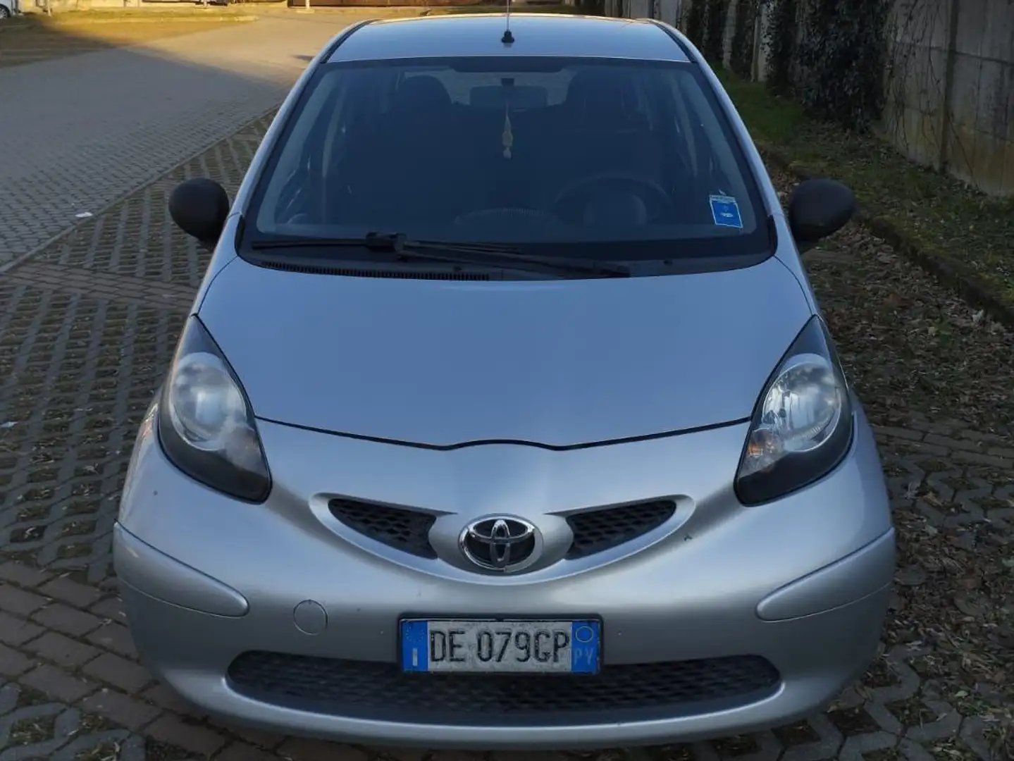 Toyota Aygo Aygo I 2005 5p 1.0 Argento - 1