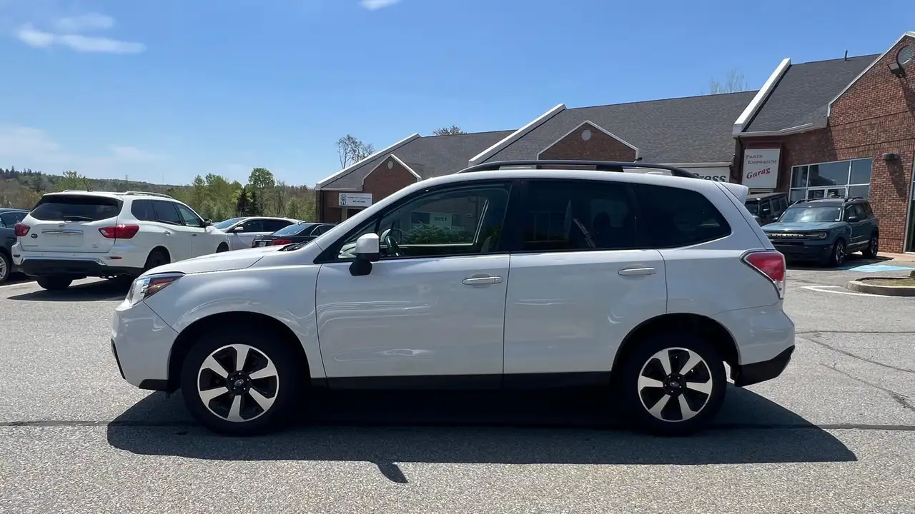 Subaru Forester photo Subaru Forester