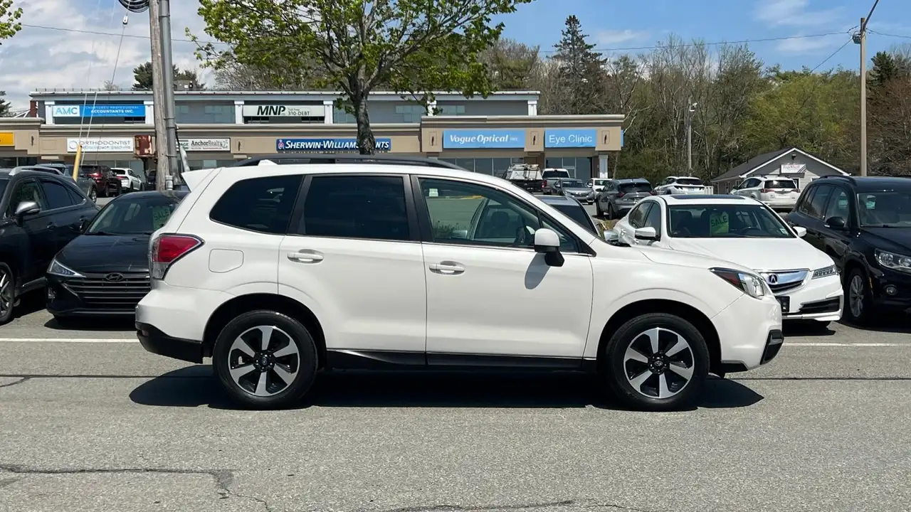 Subaru Forester photo Subaru Forester
