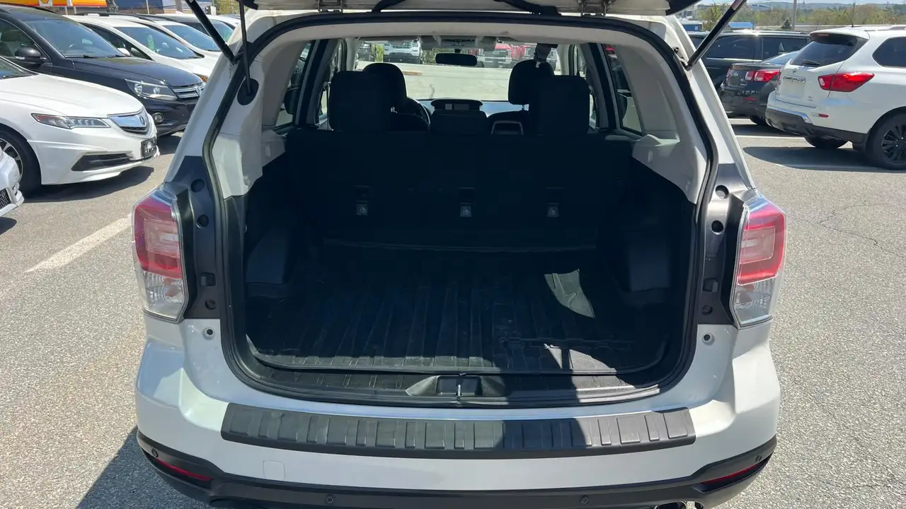 Subaru Forester photo Subaru Forester