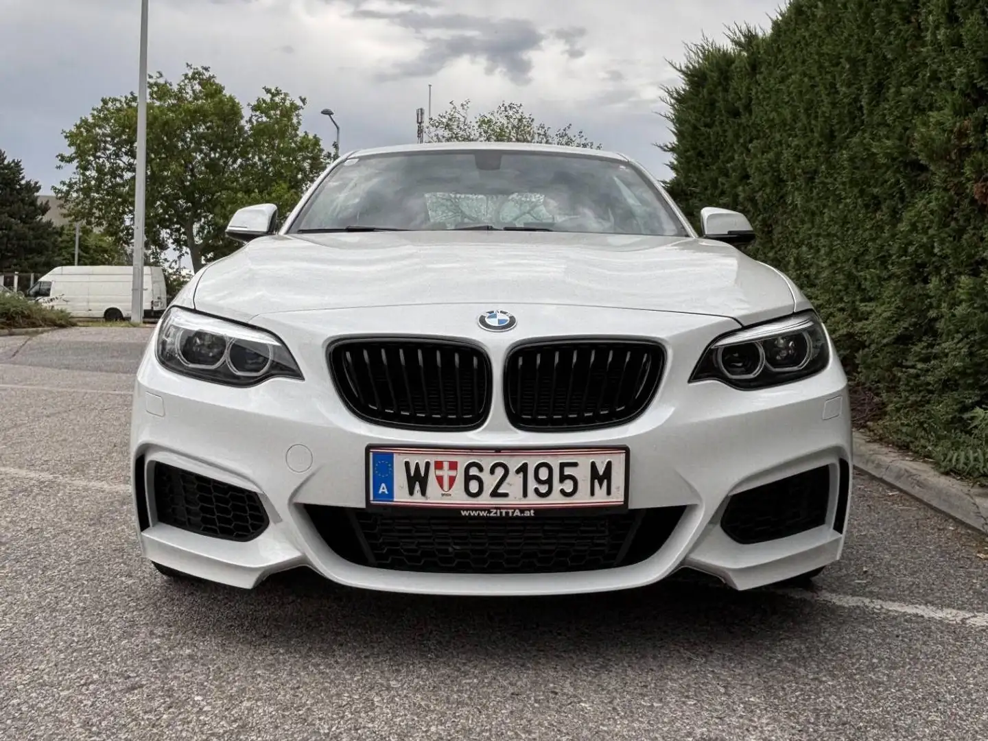 BMW 218 218i Coupé M Sport Aut. M Sport Weiß - 2