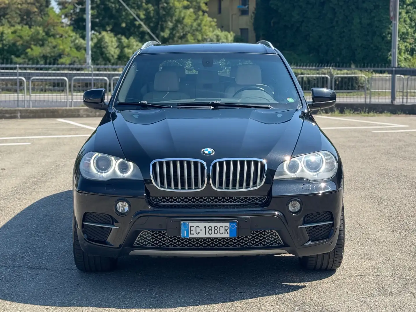 BMW X5 X5 E70 xdrive40d Futura auto 8m E5 Чёрный - 1