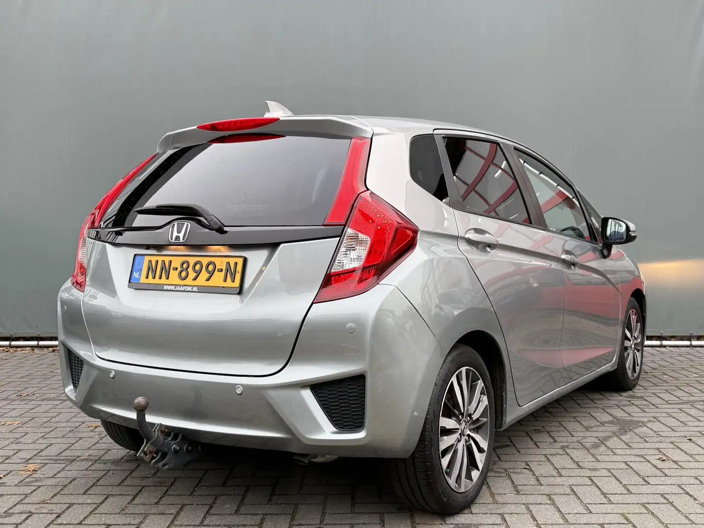 Honda Jazz BWJ 2015 1.3 i-VTEC 102 PK Elegance AUTOMAAT | TRE Grigio - 2