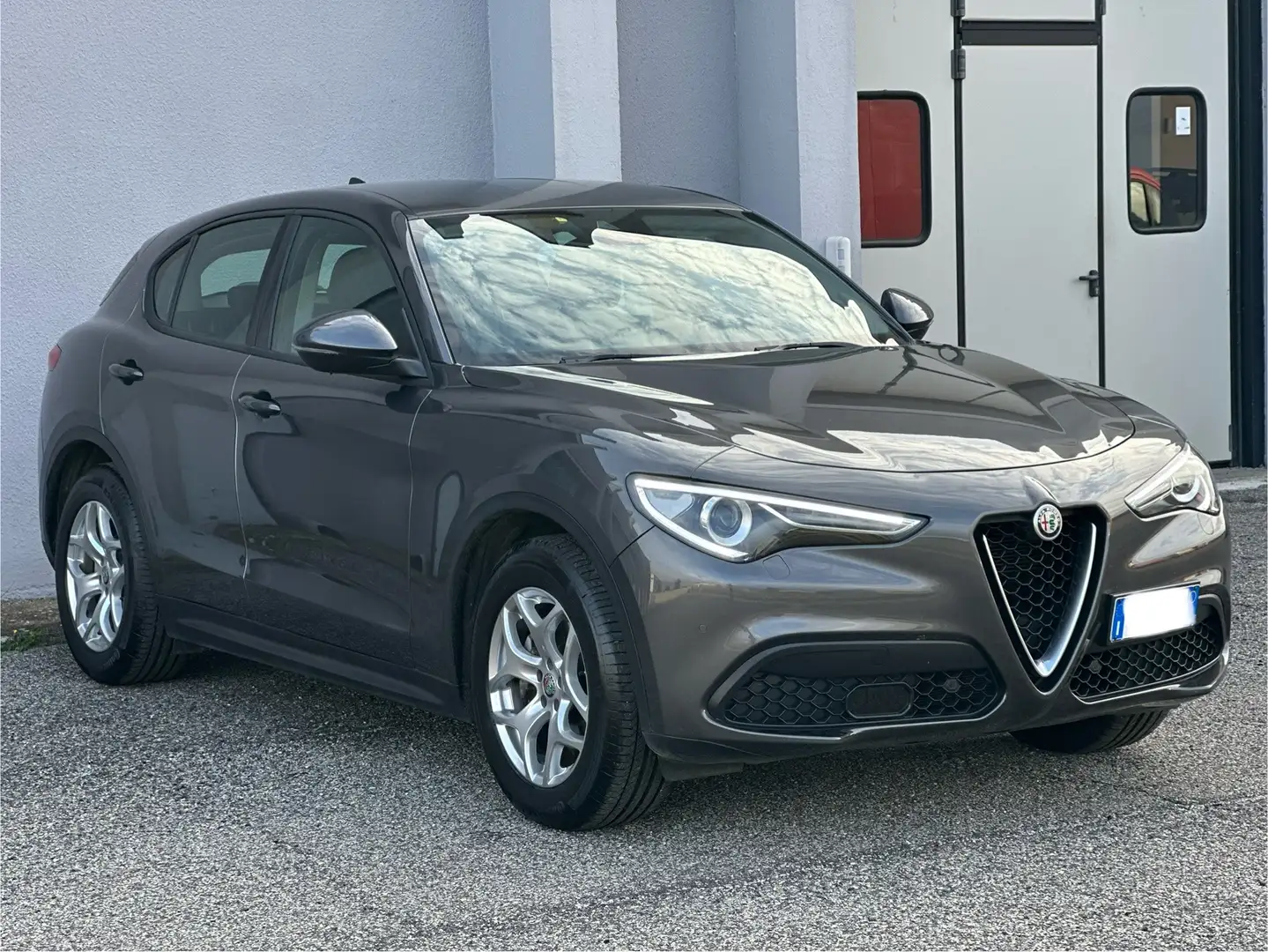 Alfa Romeo Stelvio Stelvio 2.2td Executive Q4 190cv AT8 Grijs - 1