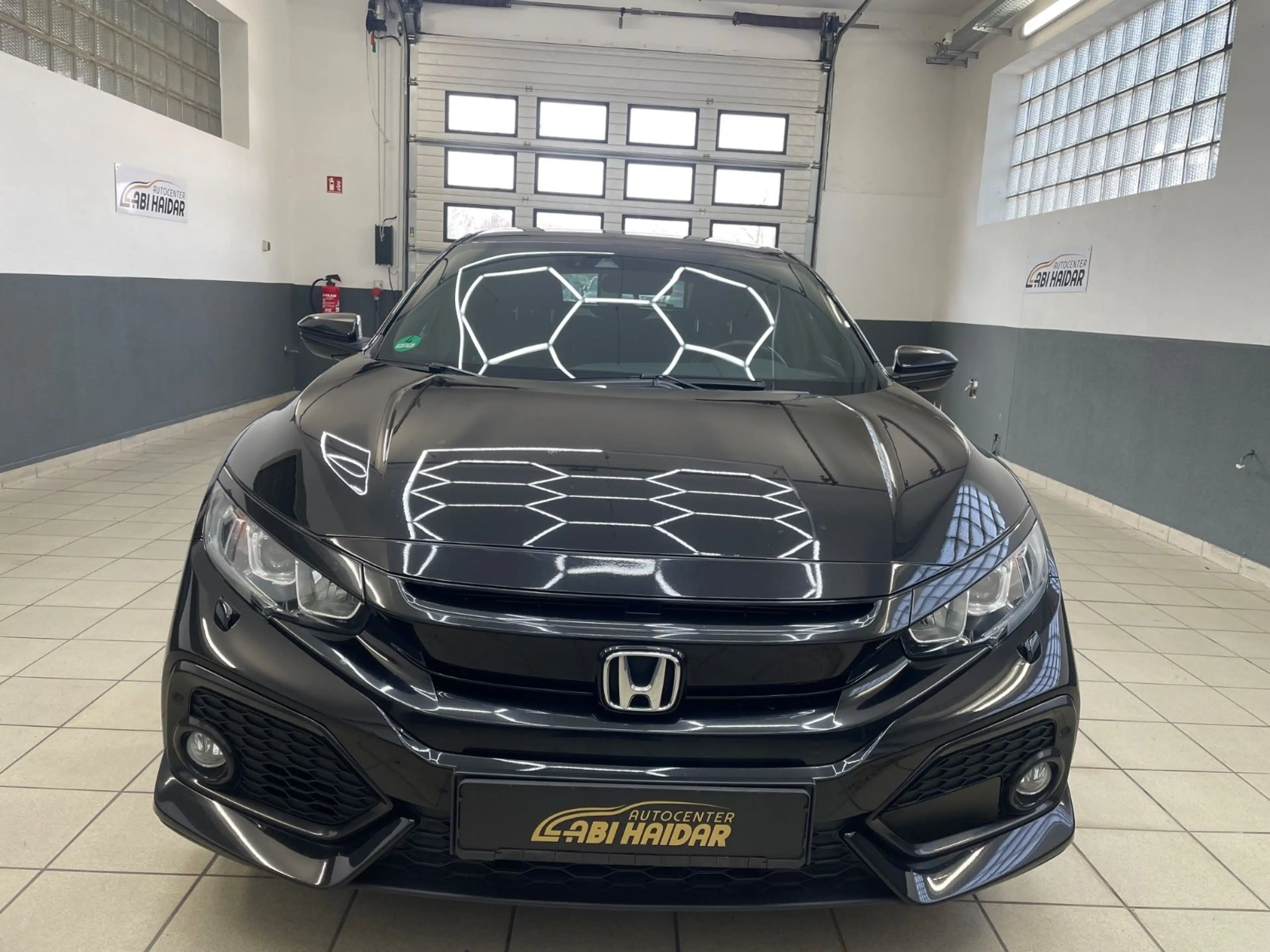 Honda Civic Lim. 5-trg. 1.0 Elegance — photo 5