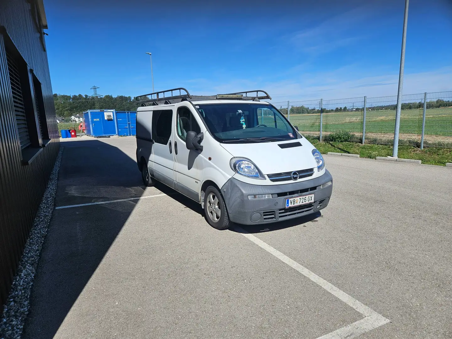 Opel Vivaro Vivaro Combi L2H1 2,5 DTI 2,9t lang Weiß - 1