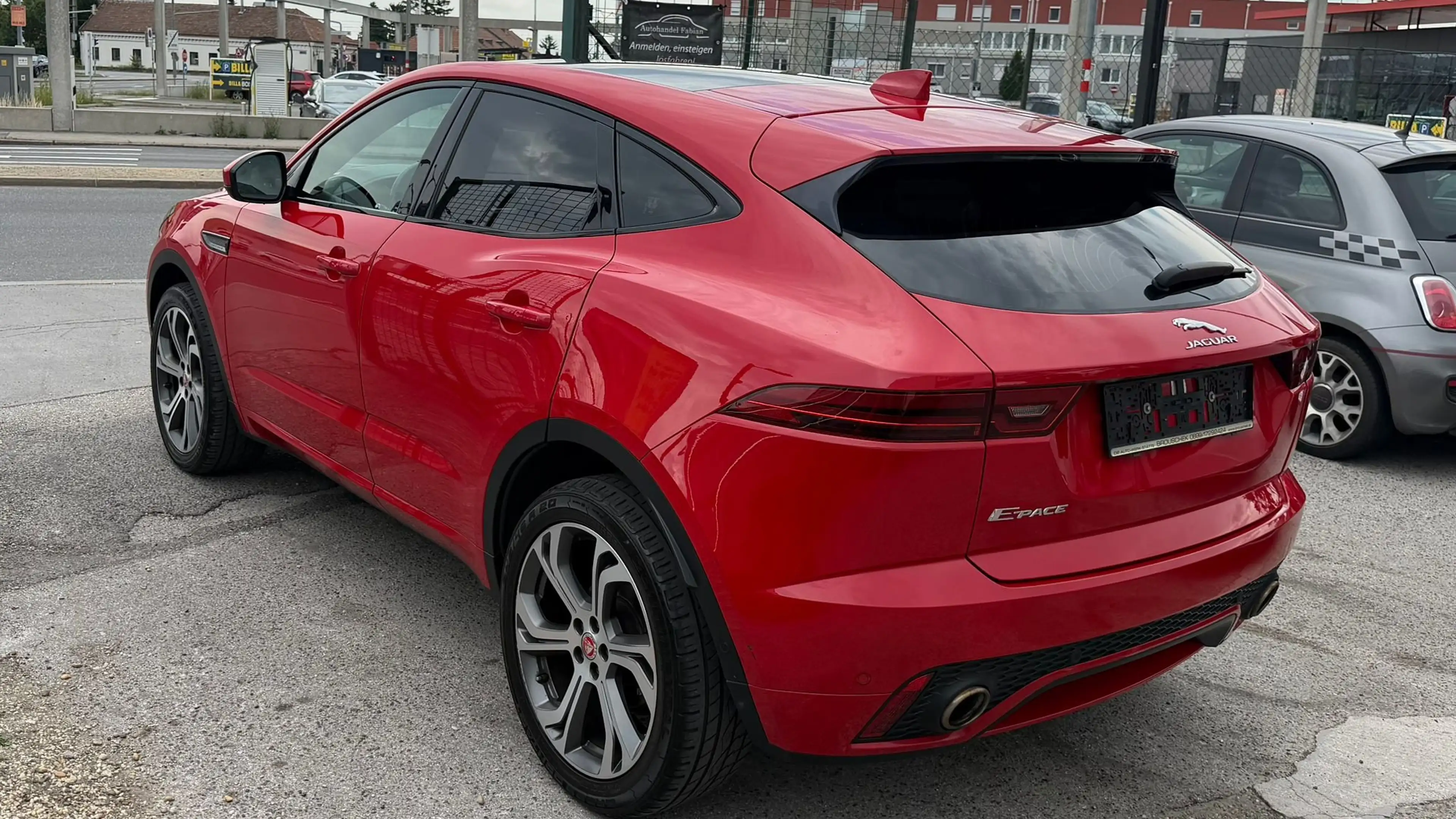 Jaguar E-Pace 2.0DI4 D180 First Edition Allrad Automatik Leder — photo 3