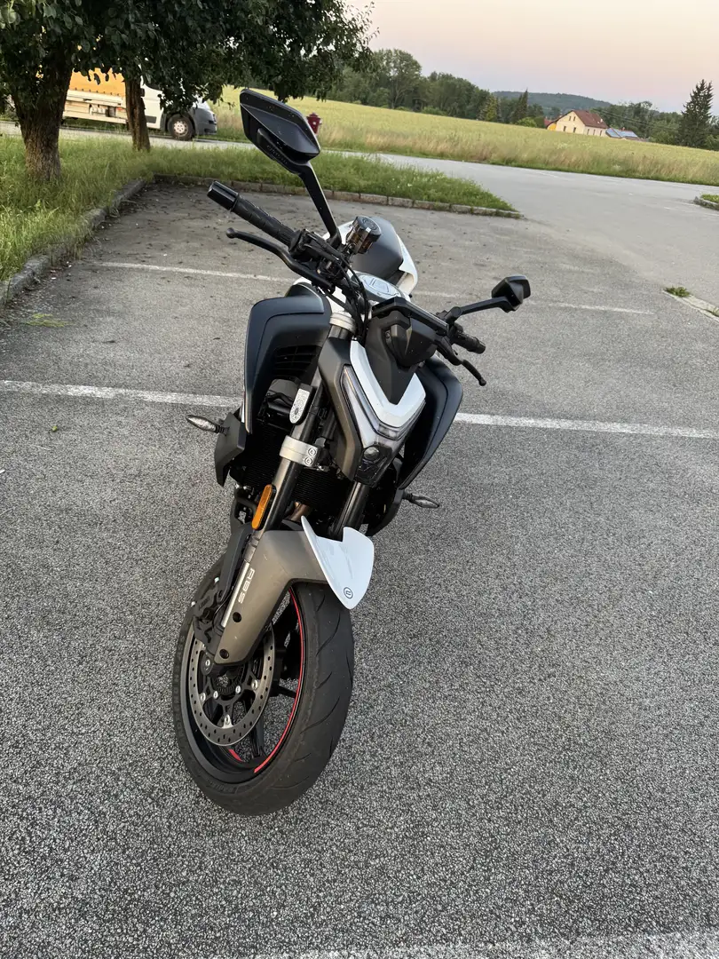 CFMOTO 400 NK Білий - 2