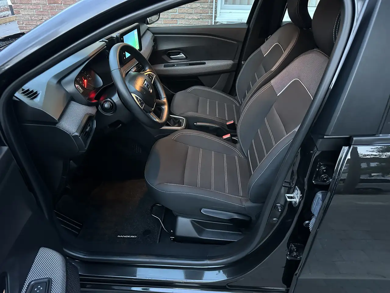 Dacia Sandero 1.0i SCe! Topstaat* Airco* Navi* 37000km* Garantie, миниатюра 13