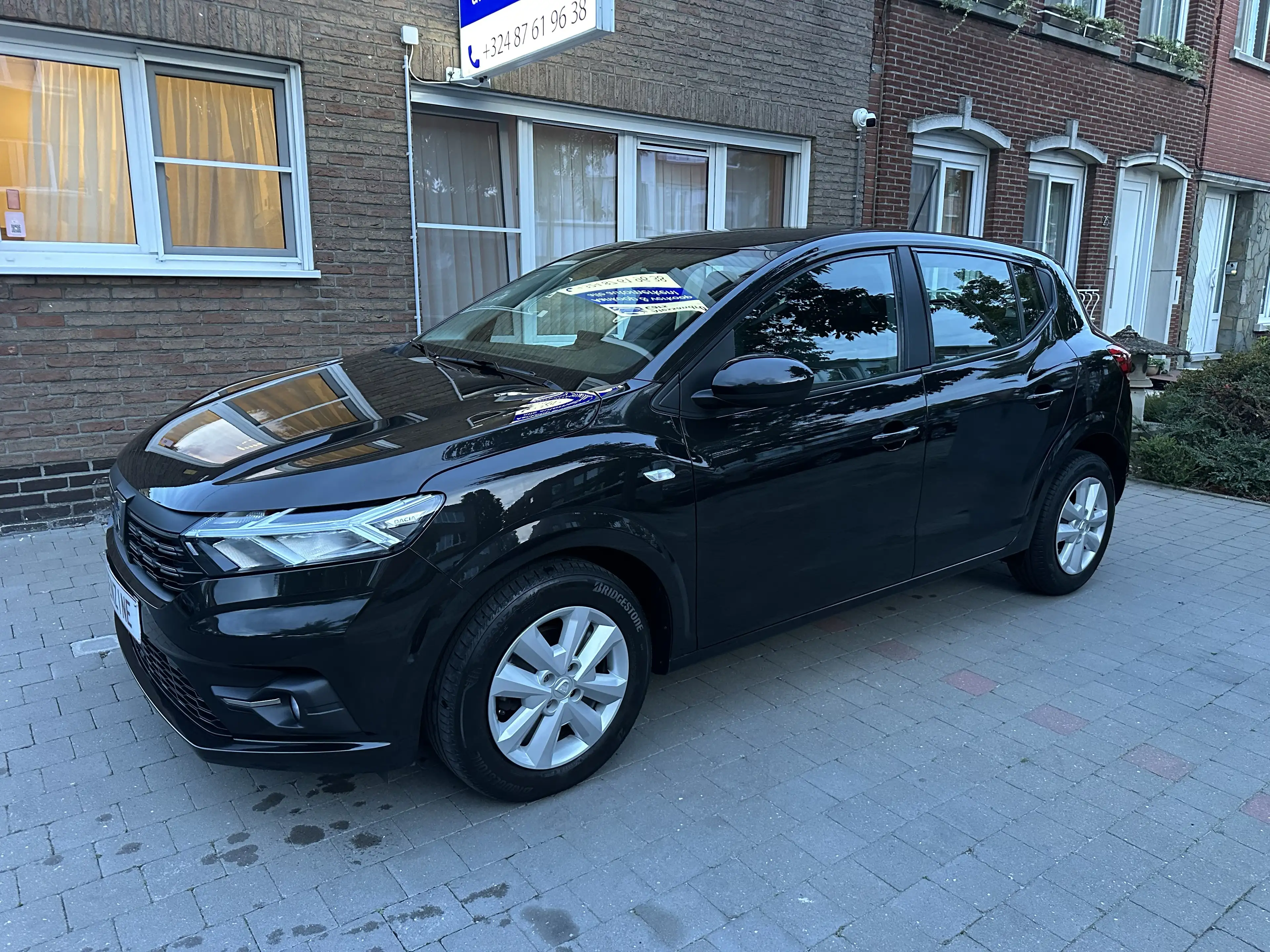 Dacia Sandero 1.0i SCe! Topstaat* Airco* Navi* 37000km* Garantie — photo 2