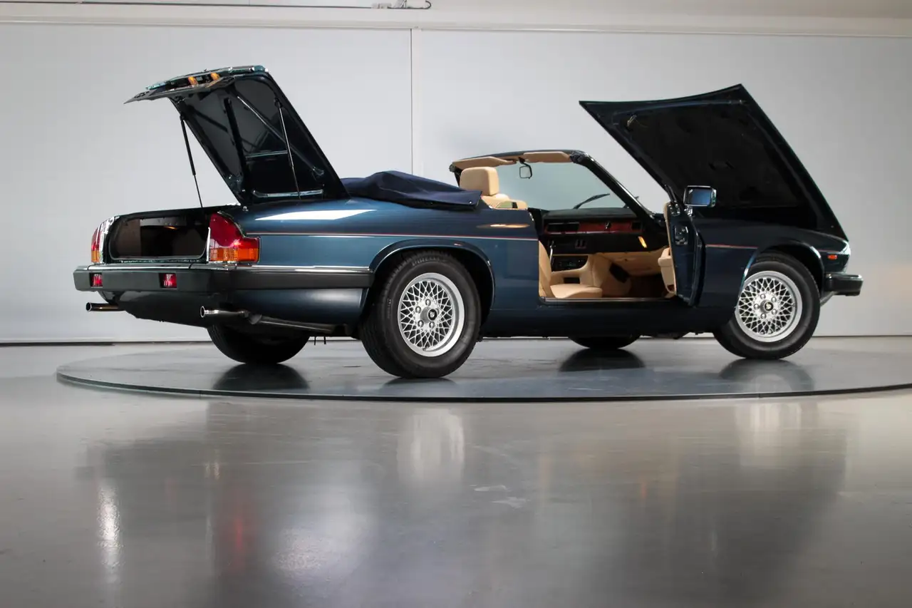 Jaguar XJS V12 Cabriolet | Cartier CEO-Owned, foto 3