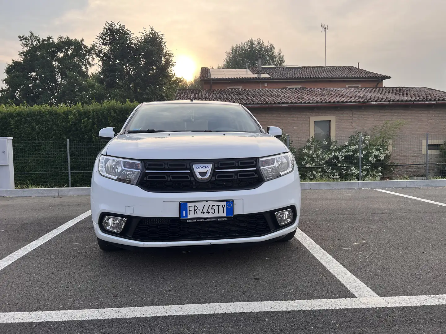 Dacia Sandero 0.9 tce Essential s&s 90cv my18 - 1