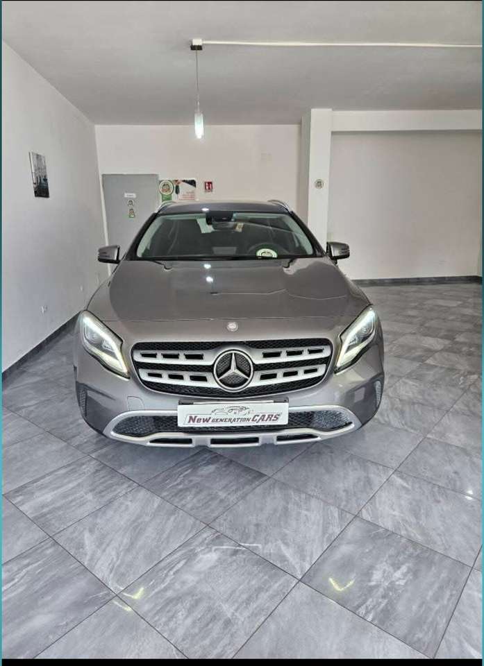 Mercedes-Benz GLA 200 GLA 180 d Automatic Sport
