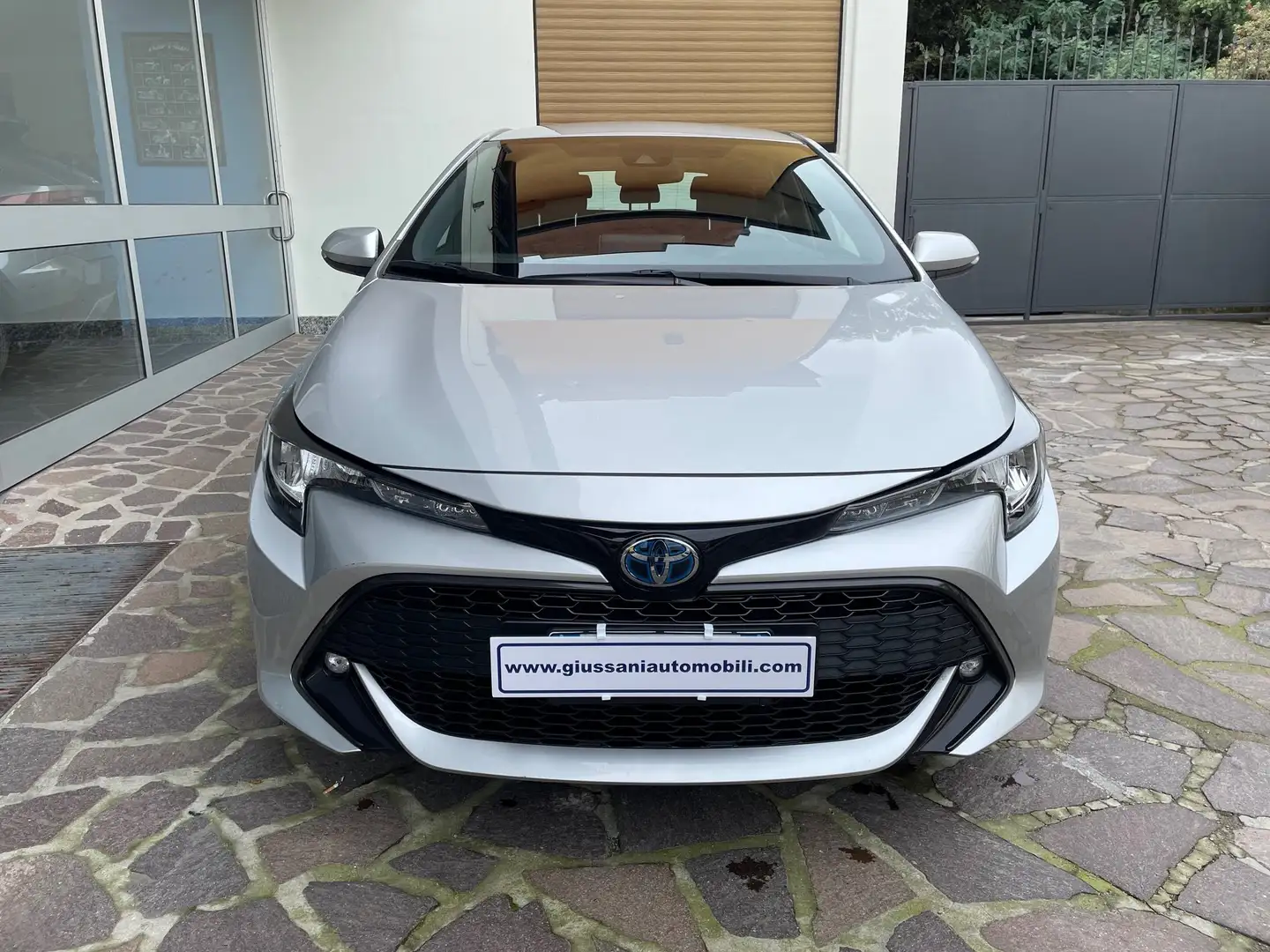 Toyota Corolla 1.8h Business cvt UNICO PROPRIETARIO BELLISSIMA Argento - 2