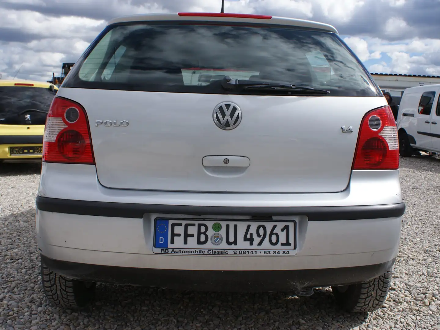 Volkswagen Polo Silber - 2