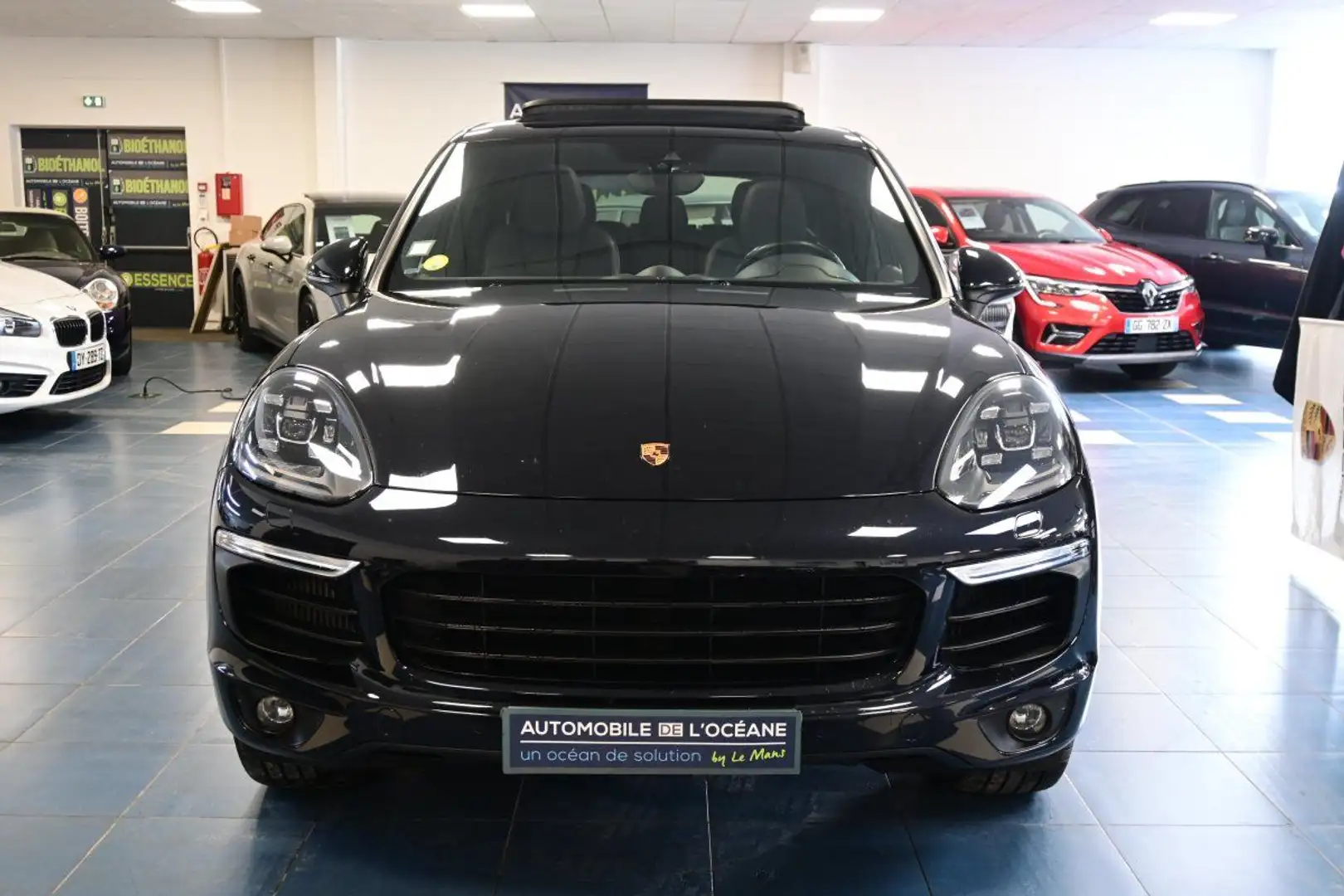 Porsche Cayenne 3.0D V6 262 ch Tiptronic A Noir - 2