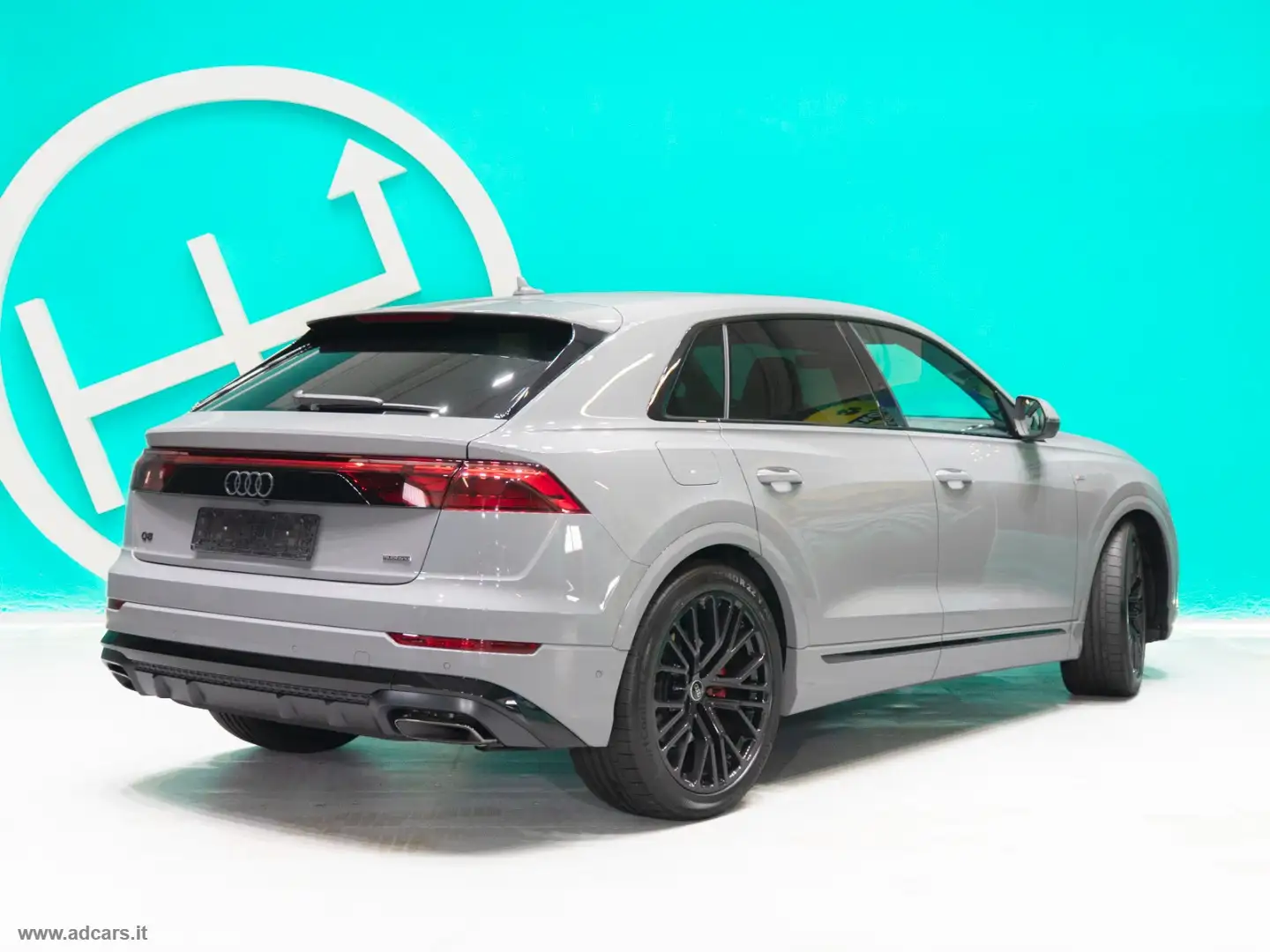 Audi Q8 50 TDI 286 CV qu.tiptr. S line ed. MY 25 FULL OPT. Grigio - 2