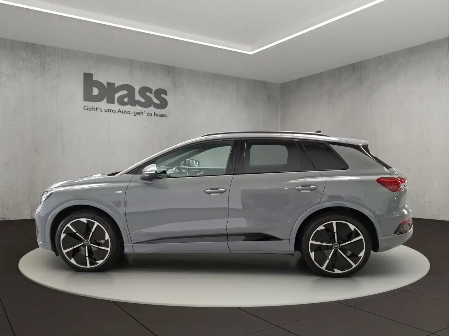 Audi Q4 e-tron 40 150 kW Gris - 2