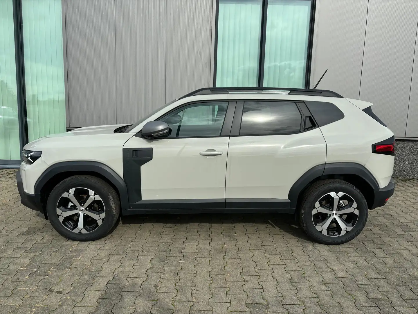 Dacia Duster Expression 1.0 ECO-G 100 (BENZIN + LPG-GASANLAG... Beige - 1