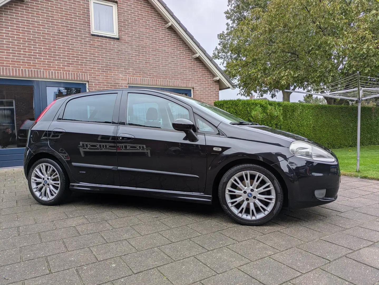 Fiat Punto Punto 1.4-16V Sport Zwart - 2