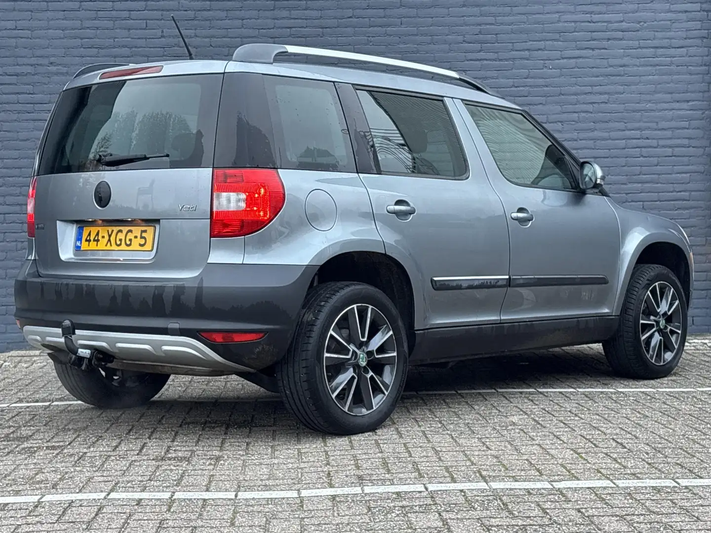 Skoda Yeti 1.2 TSI Ambition Arctic | Climate | Cruise | Trekh Grijs - 2