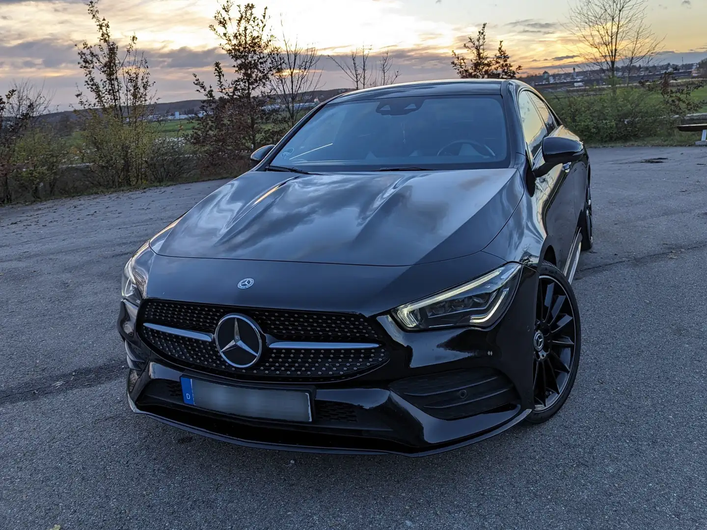 Mercedes-Benz CLA 220 AMG NIGHT Černá - 1