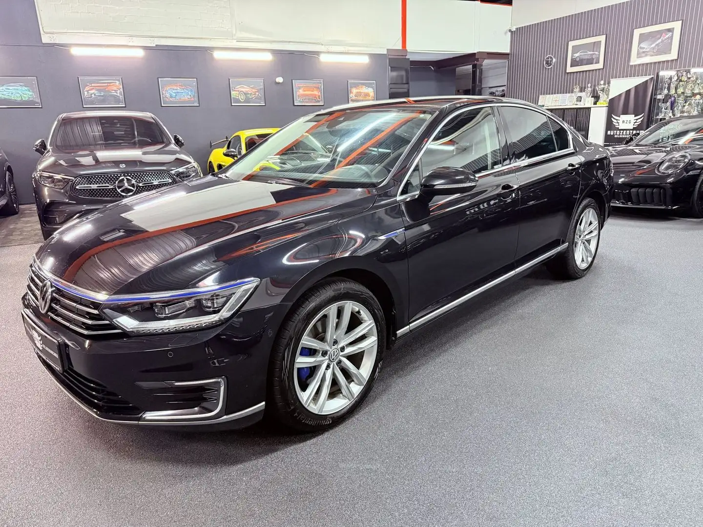 Volkswagen Passat GTE 1.4 TSI DSG ACC/HUD/MASSAGE/STHZG/LED Schwarz - 2