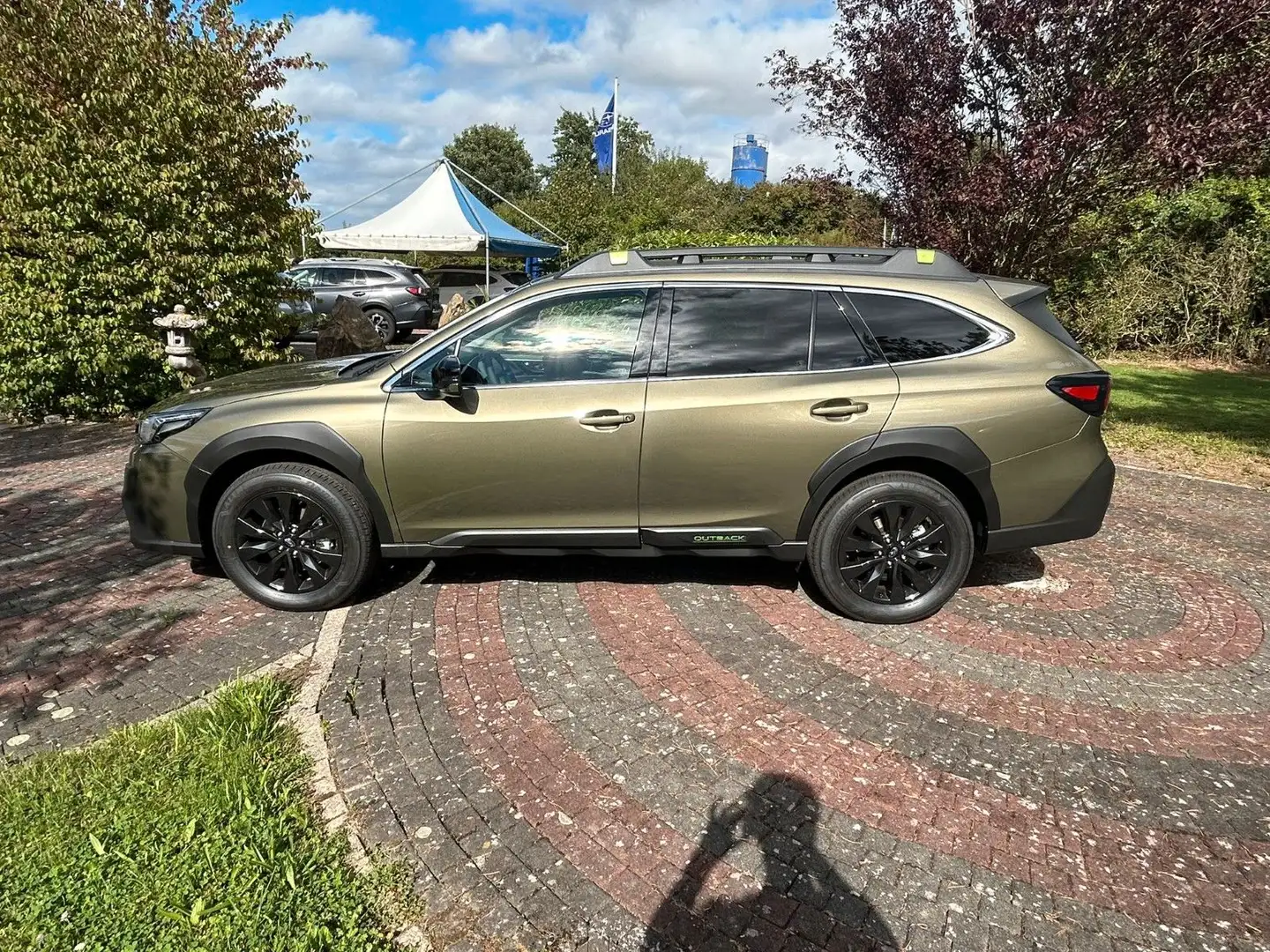 Subaru OUTBACK 2.5i Exclusive Cross Modell 2025 Grün - 2