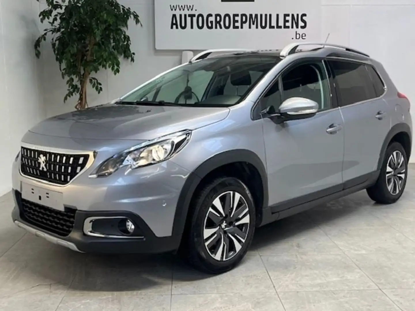 Peugeot 2008 Allure 130 pk Argent - 2