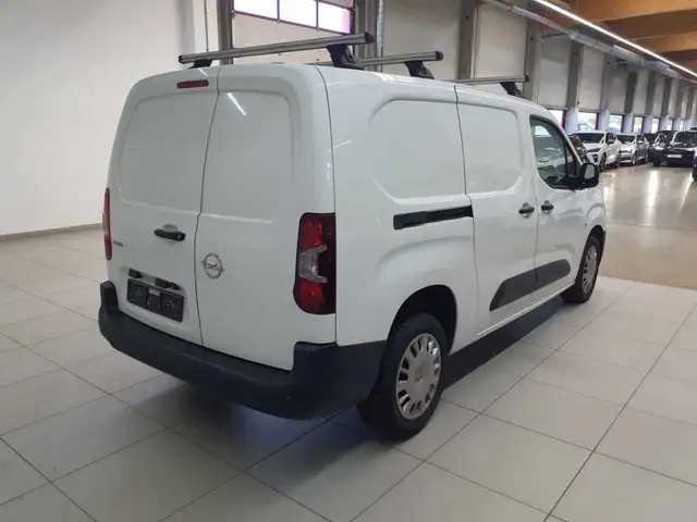 Opel Combo view 4