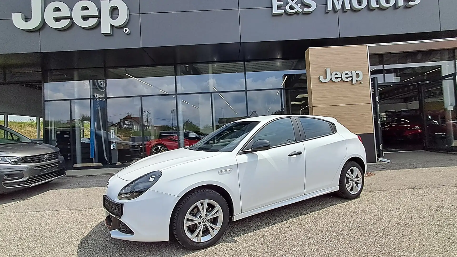 Alfa Romeo Giulietta B-Tech 1,4 TB 120 Weiß - 2