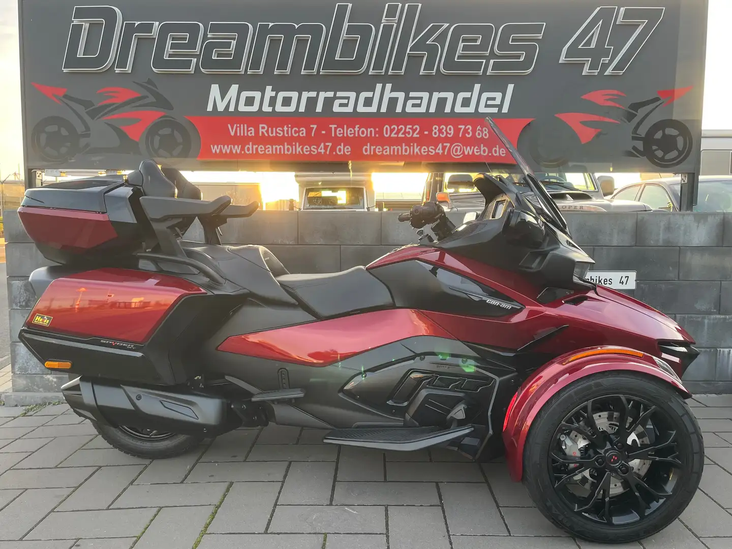 Can-Am Spyder RT LIMITED**1.HAND**850KM**ARMLEHNE SOZ.**ABDECKHAUBE Rouge - 1