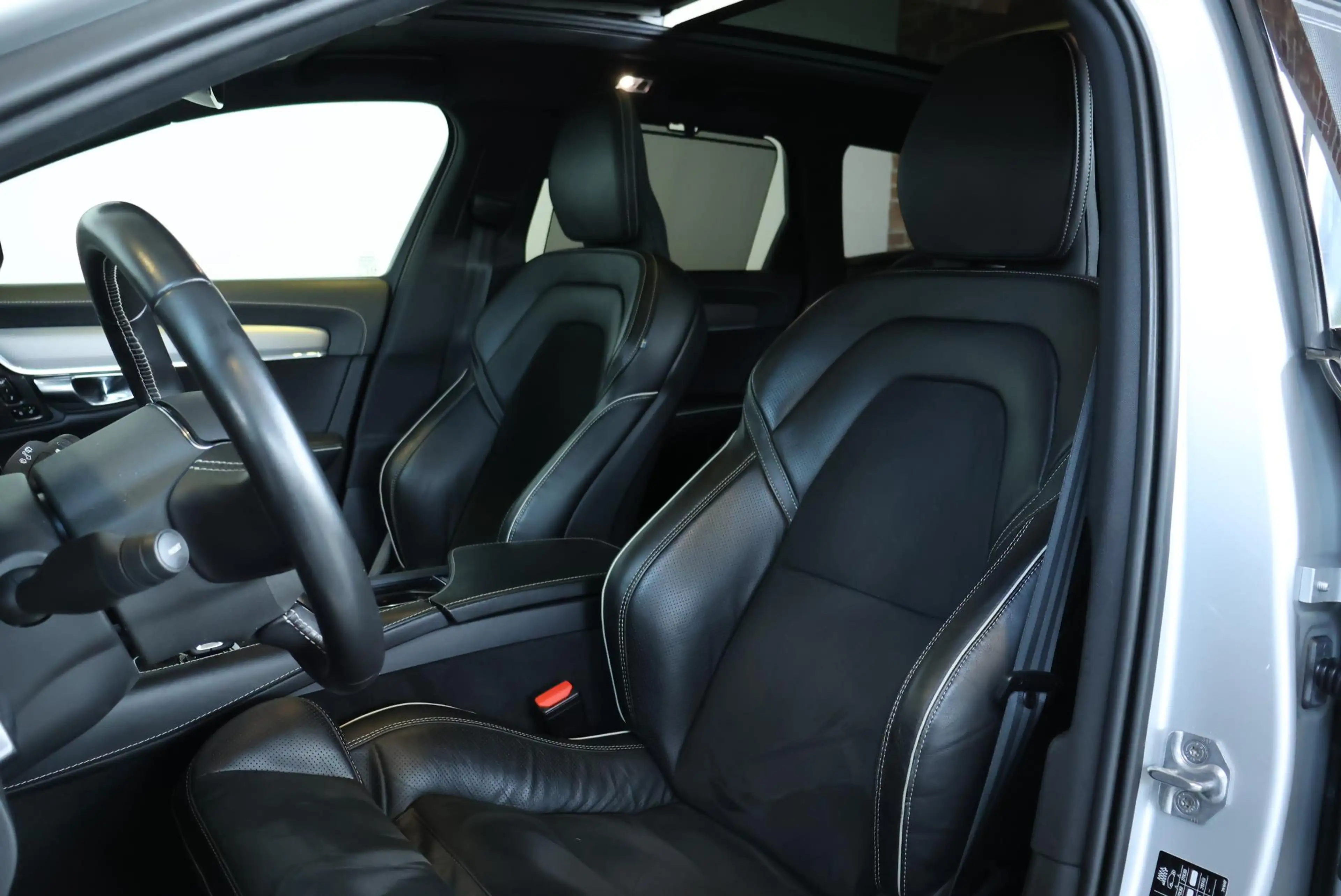 Volvo V90 2.0 B4 R-Design | Semi Electrische Wegklapbare Tre — photo 10