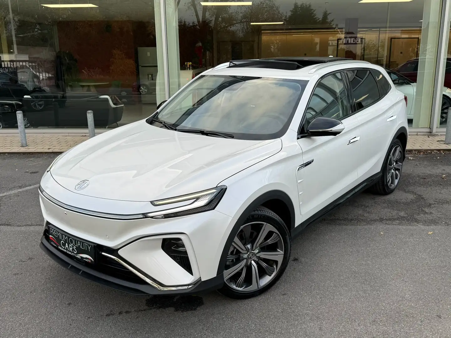 MG Marvel R LUXURY / PANO / ZETELVERWARMING / CARPLAY / 360CAM Blanc - 2