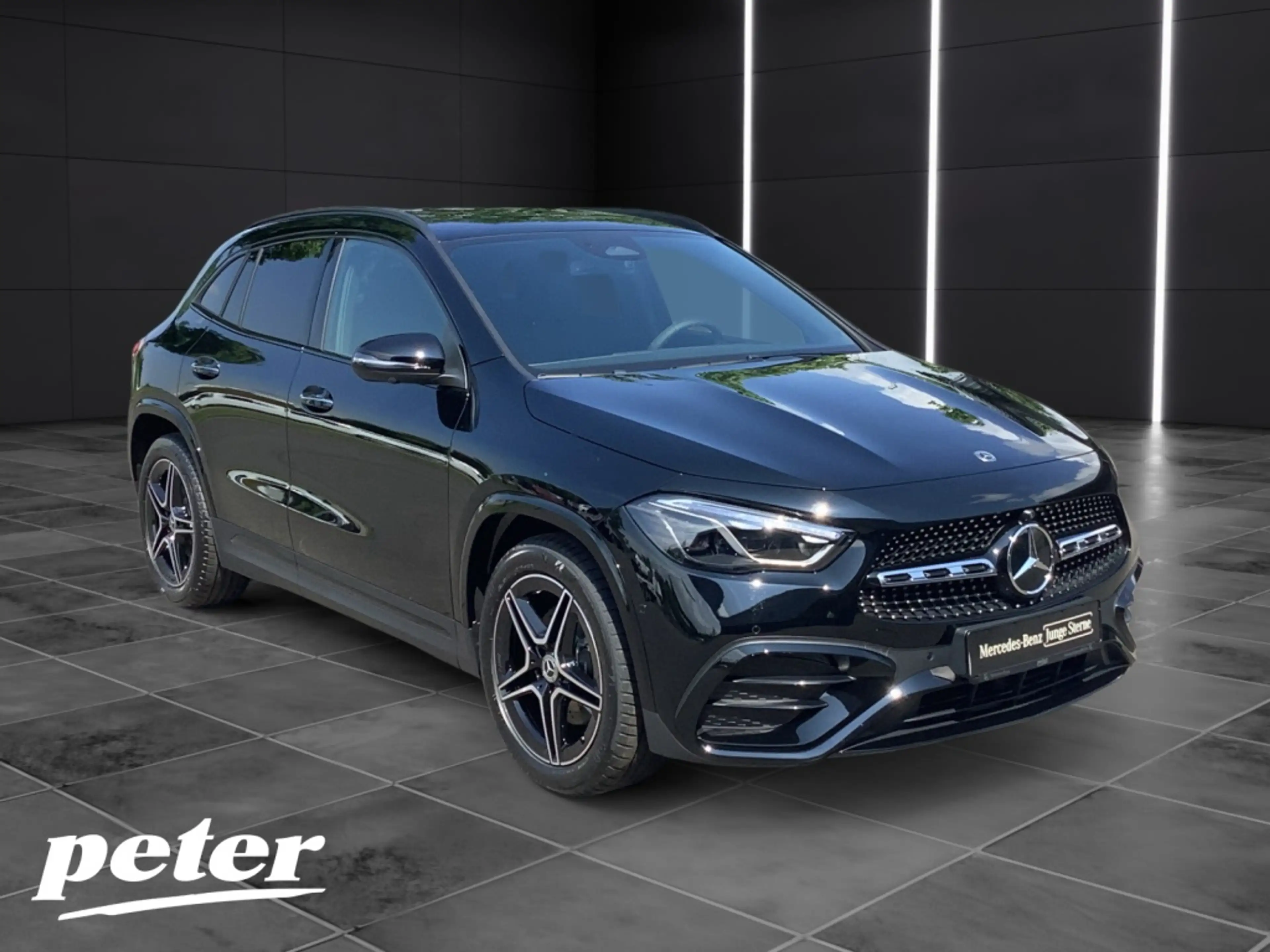 Mercedes-Benz GLA 220 4MATIC AMG+19"+MBUX+MBeam+Night+Ambiente — photo 3