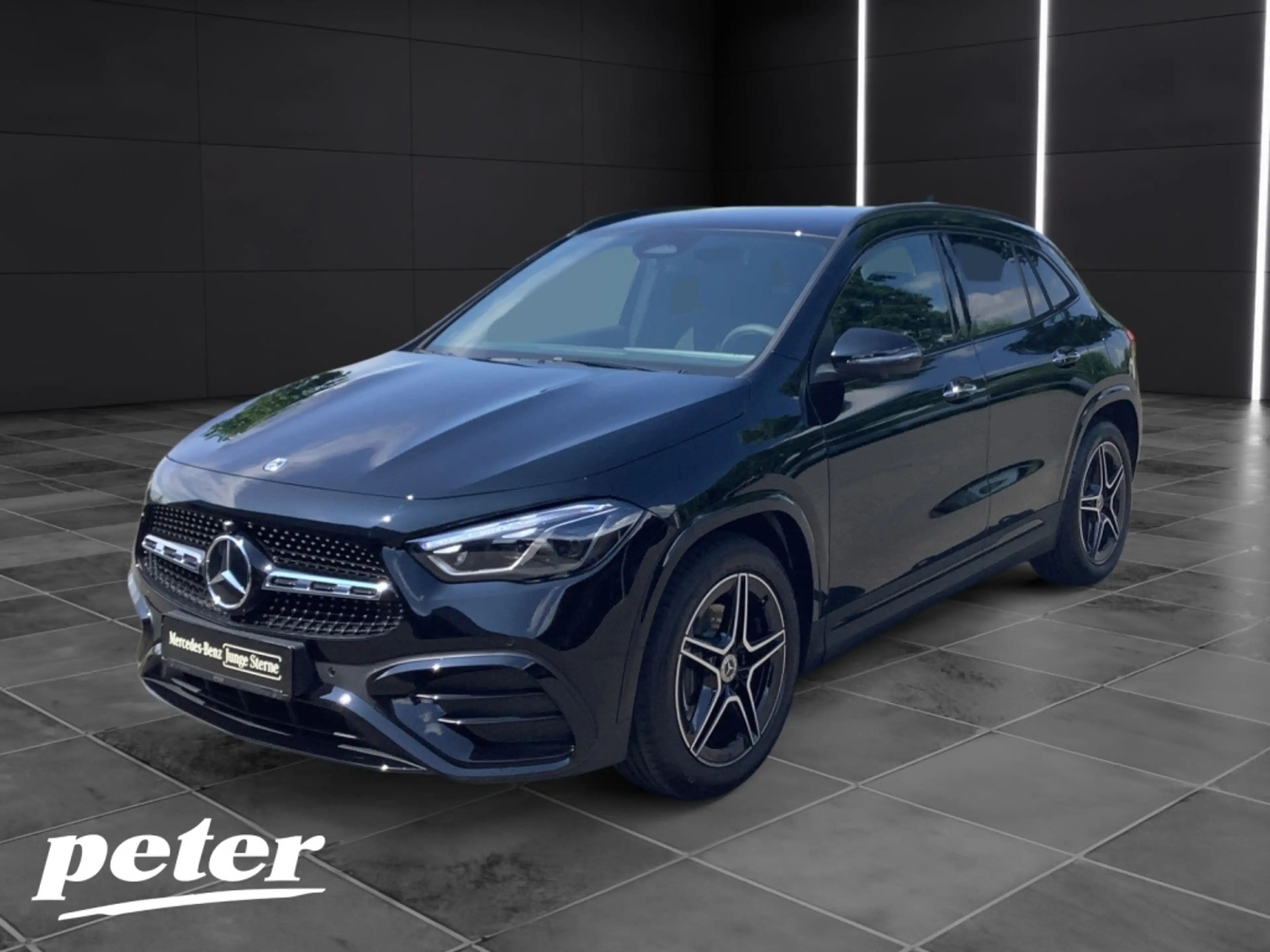 Mercedes-Benz GLA 220 4MATIC AMG+19"+MBUX+MBeam+Night+Ambiente