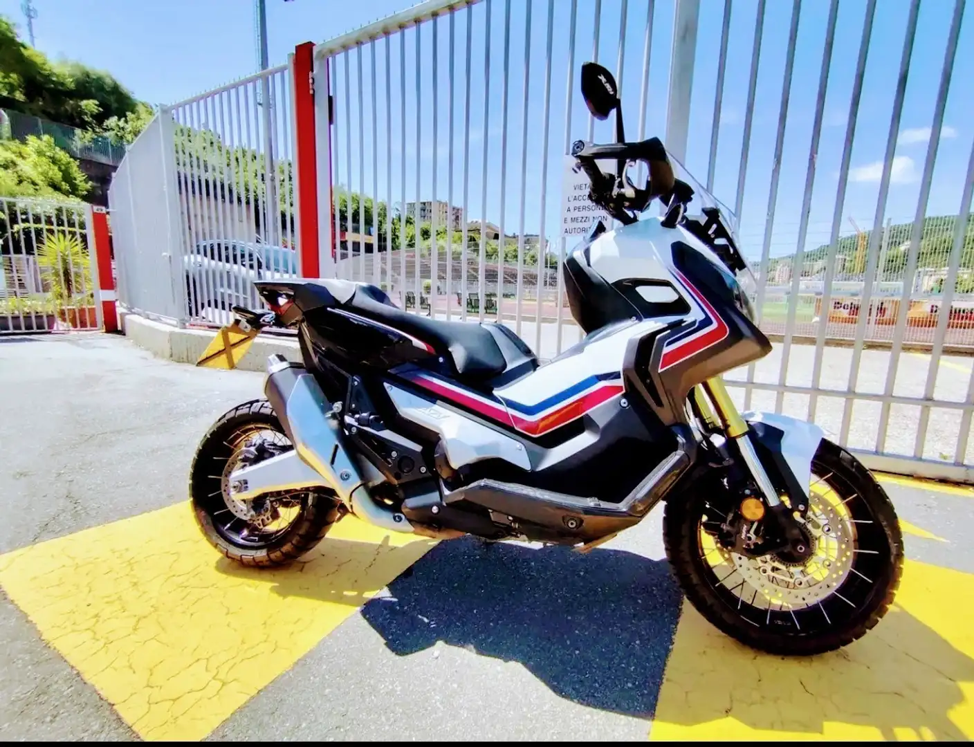 Honda X-ADV ABS ,DCT Bianco - 2