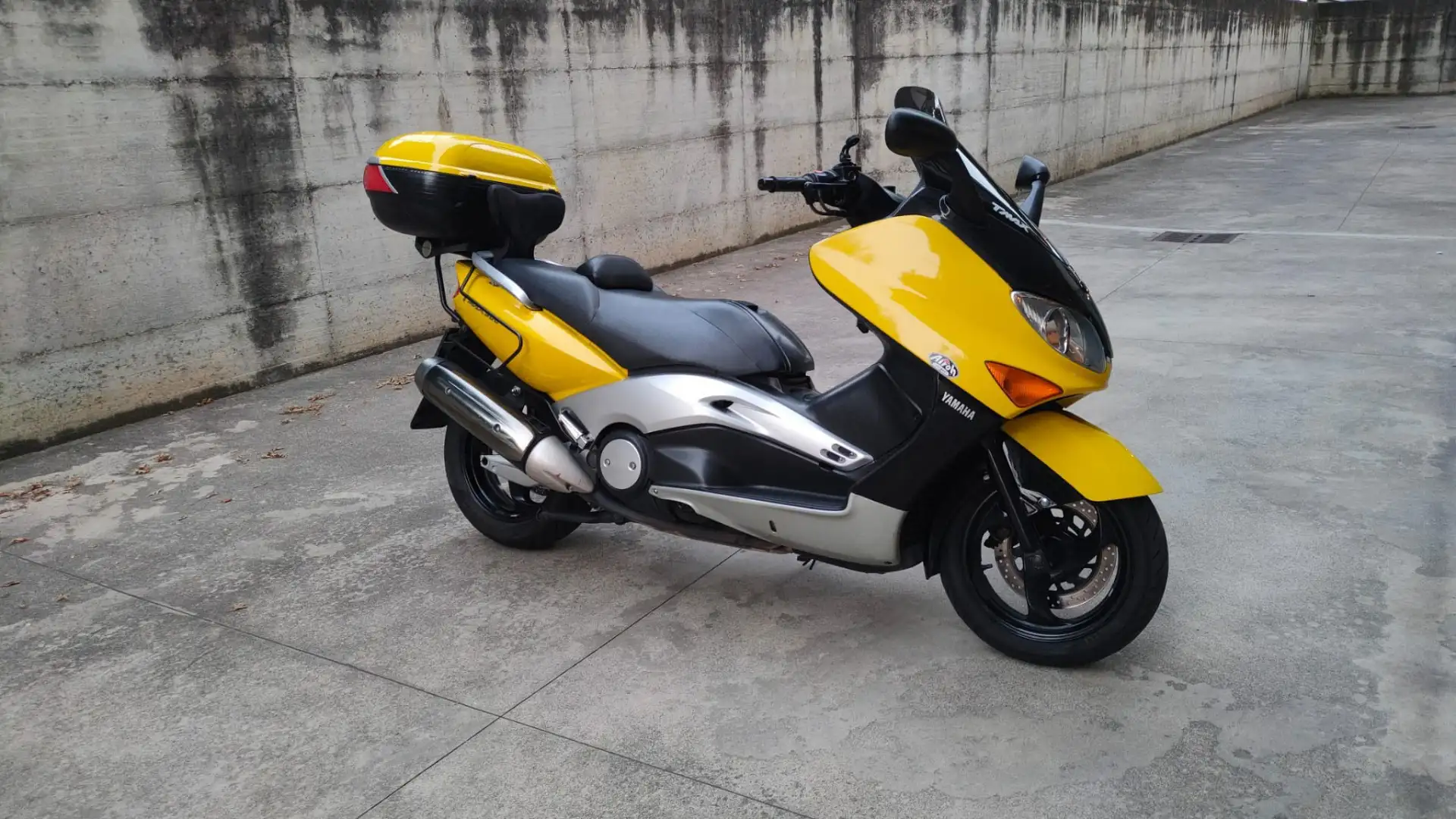 Yamaha TMAX 500 Žlutá - 1