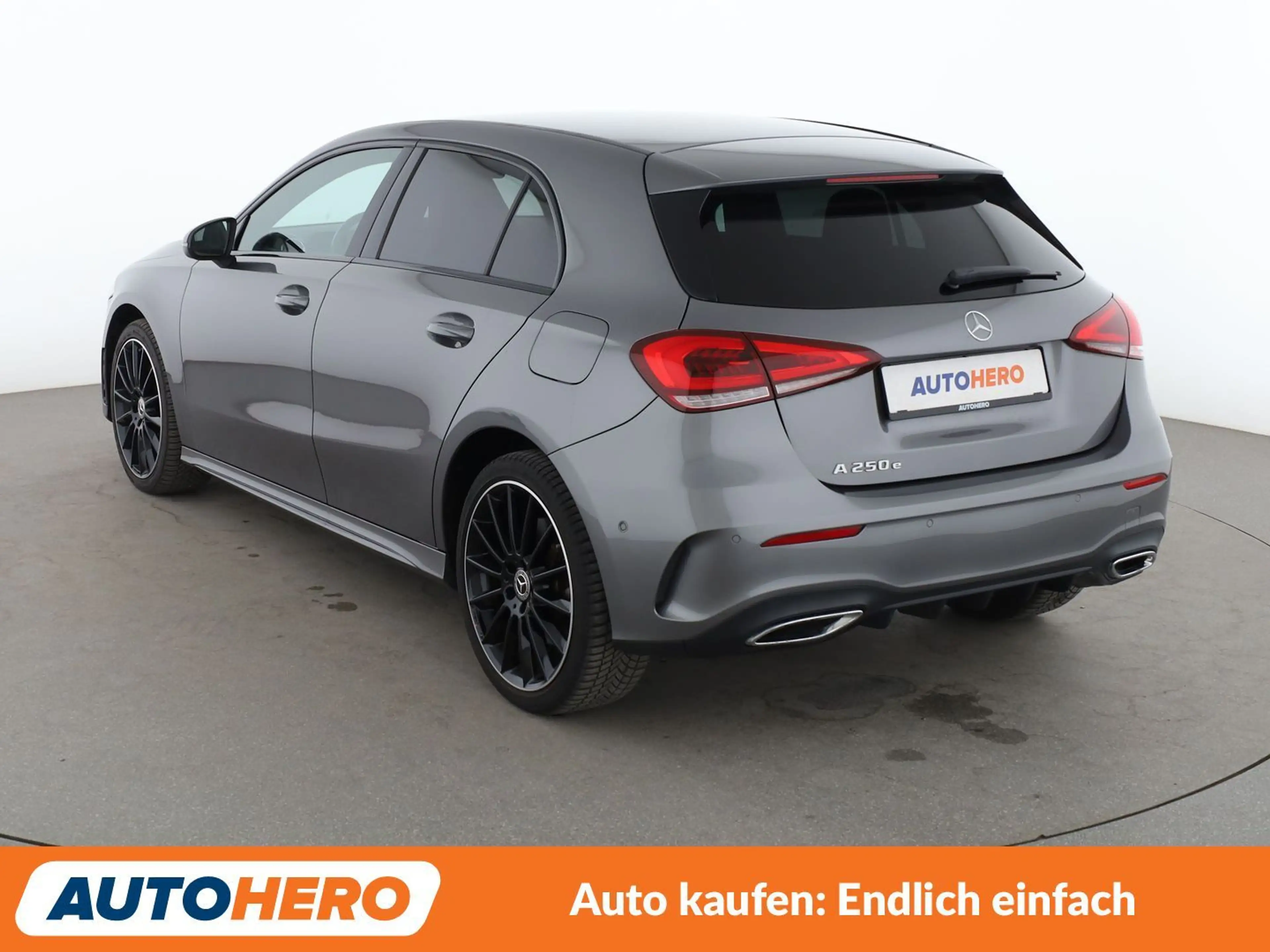 Mercedes-Benz A 250 A 250e AMG Line Aut.*NAVI*LED*TEMPO*PDC* — photo 4