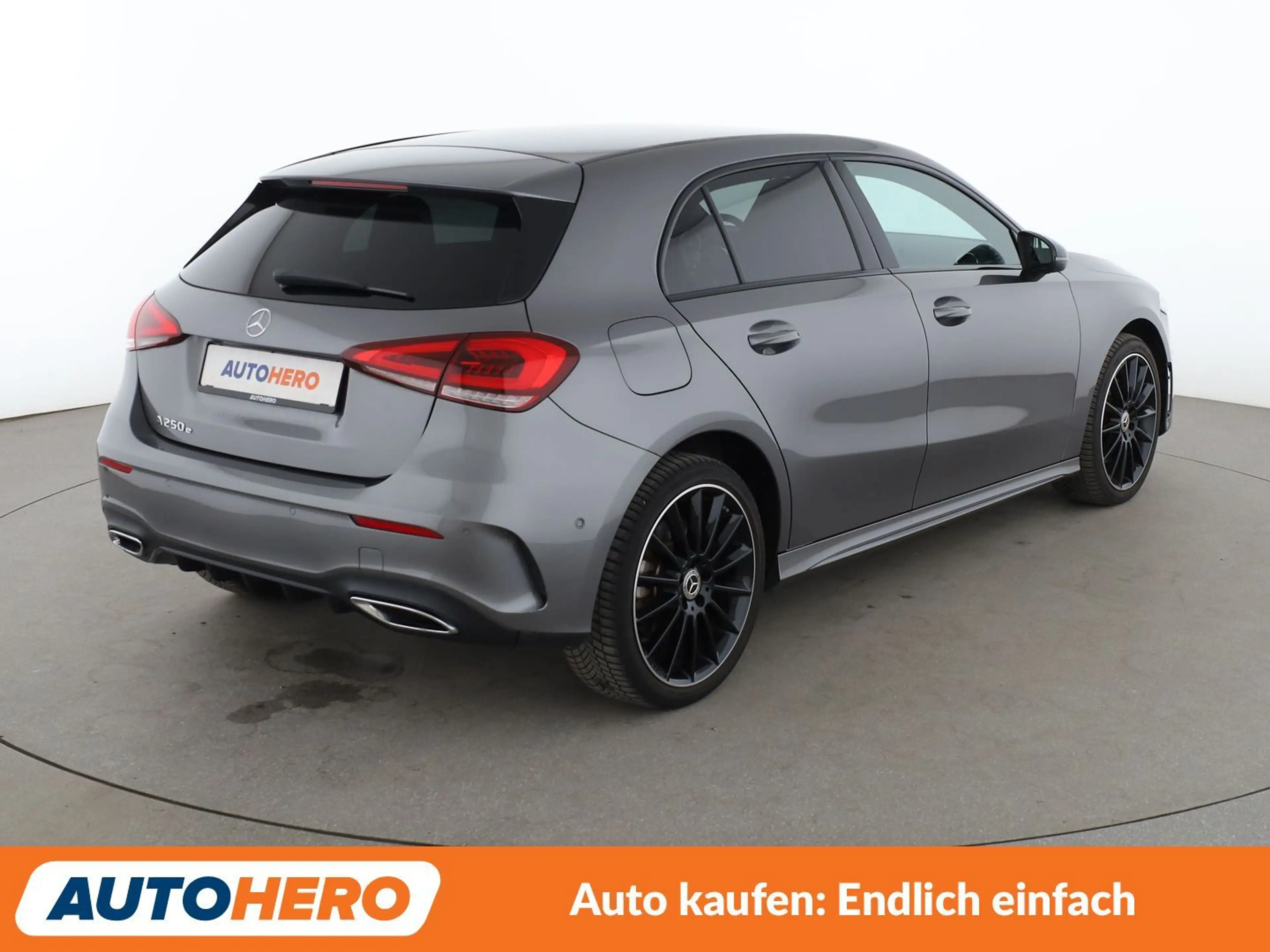 Mercedes-Benz A 250 A 250e AMG Line Aut.*NAVI*LED*TEMPO*PDC* — photo 6