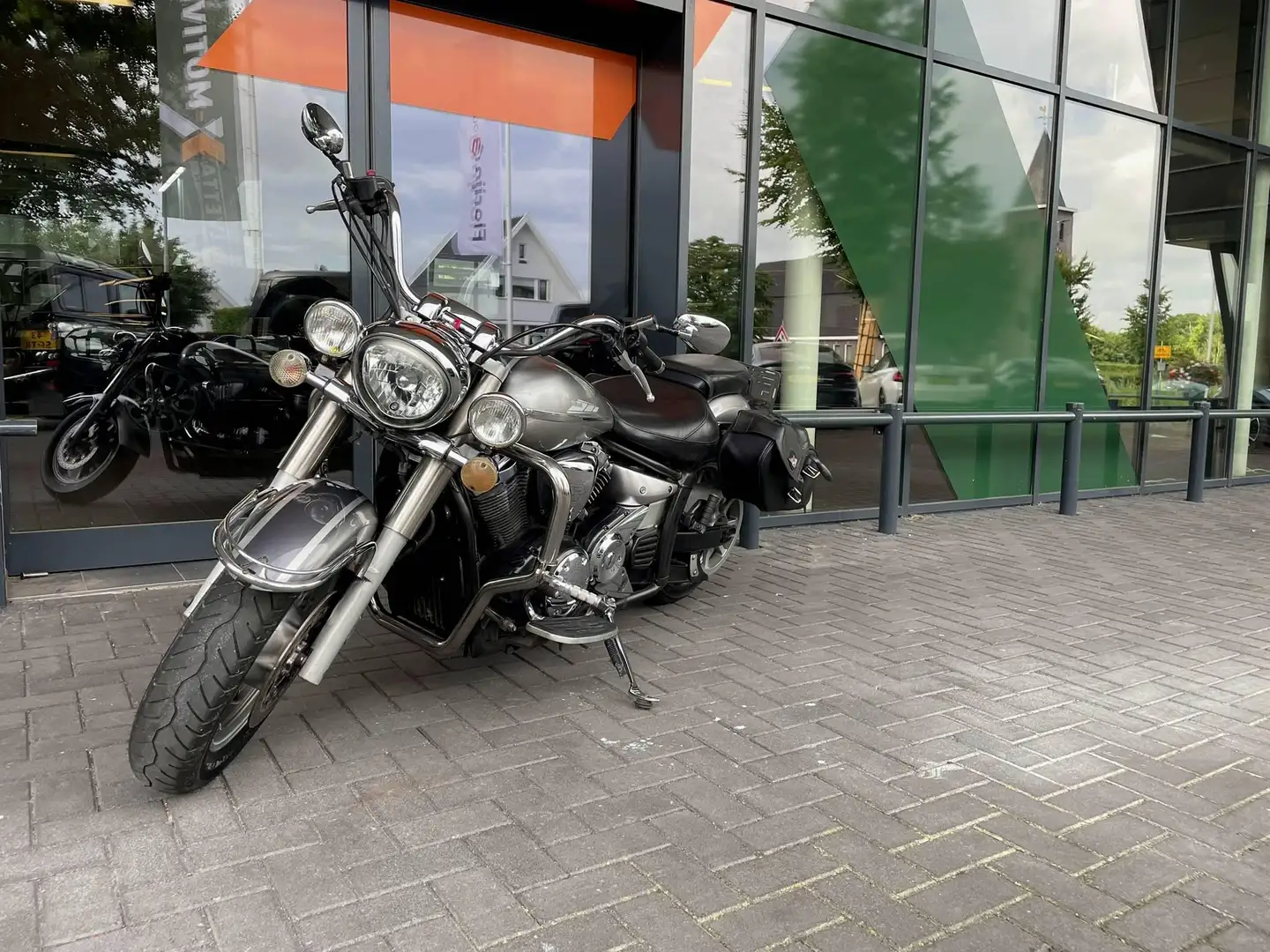 Yamaha XVS 1300 1300A Custom | Org NL! | 1 eig | Lederen tassen | Grijs - 2